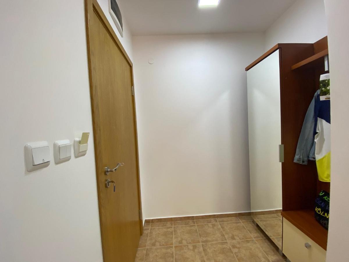 Anita A15 Family Apartment Pantai Sunny Bagian luar foto